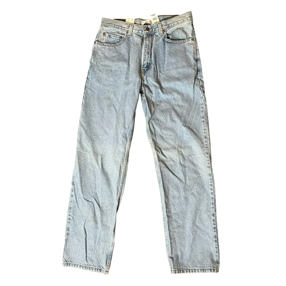 Deadstock 2005 Levi's Signature Blue Relaxed Jeans with Classic Denim Wash